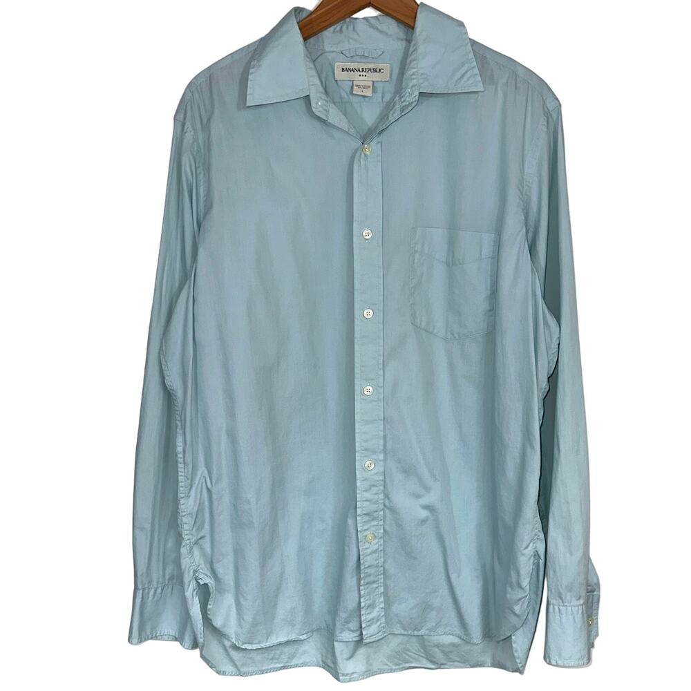 Banana Republic Men’s Light Blue Button Up Dress Shirt Size Large